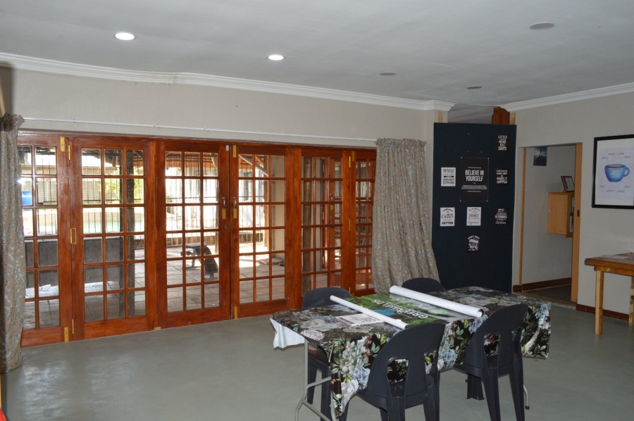4 Bedroom Property for Sale in Flimieda North West